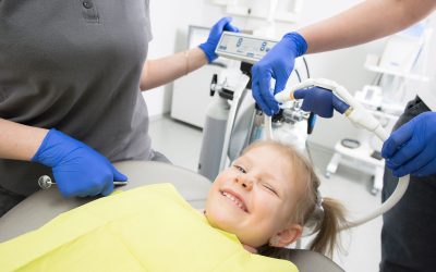 Higiene Bucodental: Cuándo debe ser la primera visita al dentista y cómo elegir la pasta dental adecuada